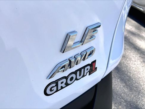 Used 2023 Toyota RAV4 LE AWD/4WD image 10