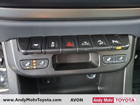 Used 2021 Chevrolet Colorado Z71 image 24