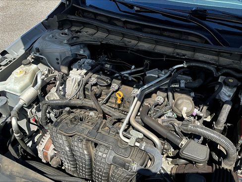Used 2024 Nissan Altima 2.5 SR FWD image 31
