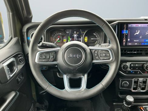 Used 2024 Jeep Wrangler High Altitude AWD/4WD image 13