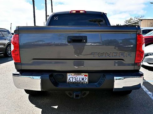 Used 2018 Toyota Tundra SR5 w/ SR5 Upgrade Package RWD image 6