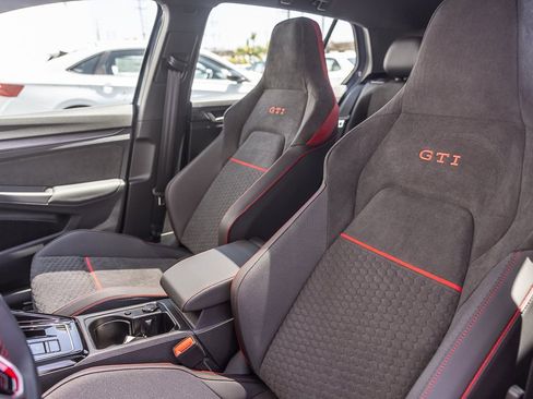 New 2025 Volkswagen GTI SE image 8