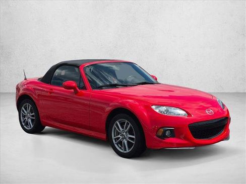 Used 2014 MAZDA MX-5 Miata Sport RWD image 3