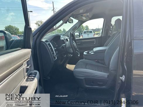 Used 2017 RAM 1500 Big Horn AWD/4WD image 7