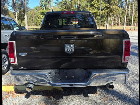 Used 2013 RAM 1500 Laramie w/ Convenience Group image 11