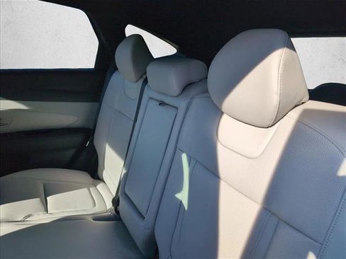 New 2026 Hyundai Tucson Limited image 17