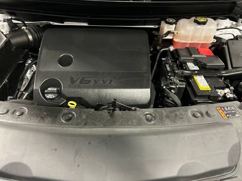 Used 2023 Buick Enclave Essence FWD image 27