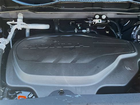 Used 2023 Honda Odyssey Elite image 32