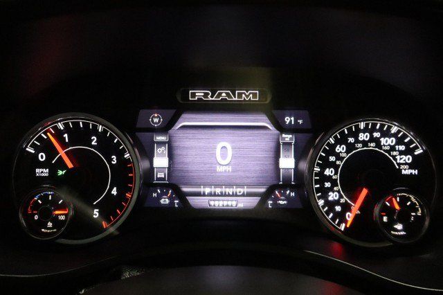 Used 2019 RAM 2500 Laramie w/ Black Appearance Package AWD/4WD image 46