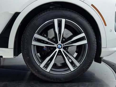 Certified 2023 BMW X7 xDrive40i w/ M Sport Package image 28