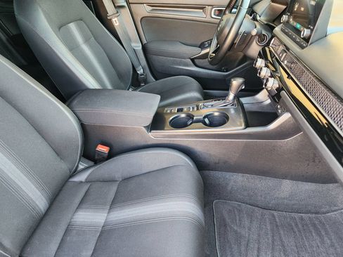 Used 2023 Honda Civic Sport image 13
