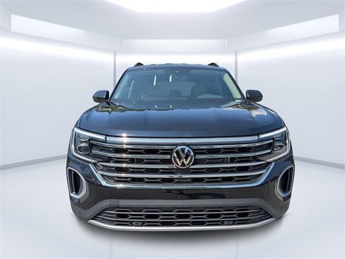 New 2026 Volkswagen Atlas SE image 8