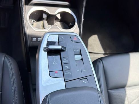 Used 2025 BMW X1 xDrive28i AWD/4WD image 18