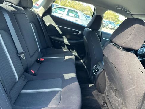 Used 2025 Hyundai Sonata SEL FWD image 12