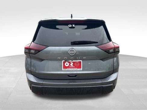 Used 2024 Nissan Rogue S AWD/4WD image 7