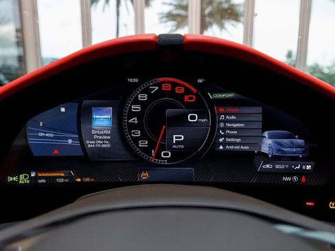 Used 2024 Ferrari Roma Spider image 32