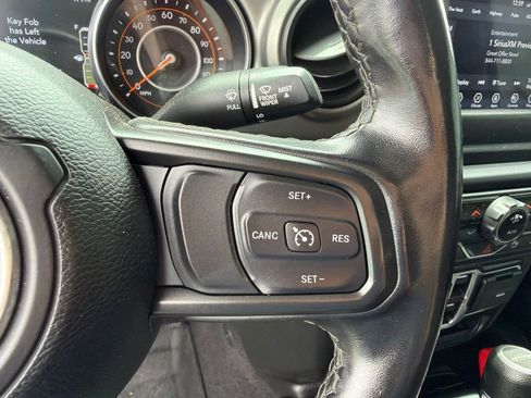 Used 2021 Jeep Gladiator Sport AWD/4WD image 42