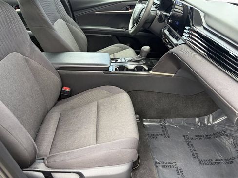 Certified 2025 Toyota Camry LE w/ Convenience Package FWD image 18