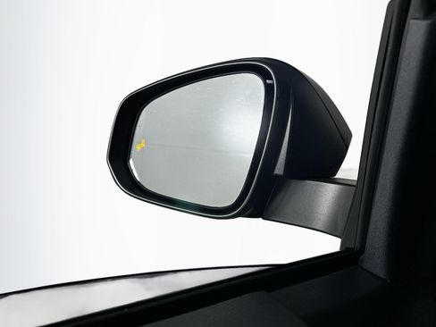 Used 2025 Toyota 4Runner TRD Off-Road image 15