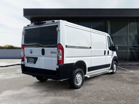 Used 2025 RAM ProMaster 2500 w/ U-Haul Equipment Group FWD image 5