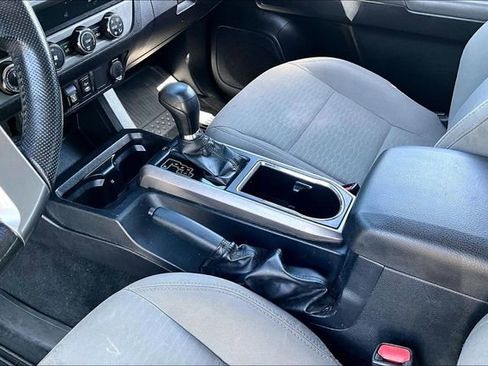 Used 2019 Toyota Tacoma SR5 image 15