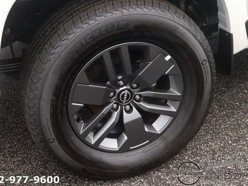 New 2026 Nissan Frontier SV w/ Tow Package AWD/4WD image 8