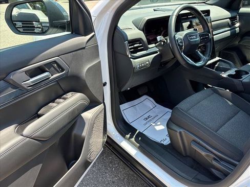 Certified 2026 GMC Terrain Elevation FWD image 11