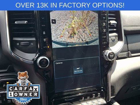 Used 2023 RAM 1500 Laramie AWD/4WD image 4