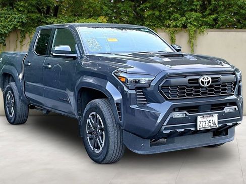 Used 2024 Toyota Tacoma TRD Sport AWD/4WD image 1