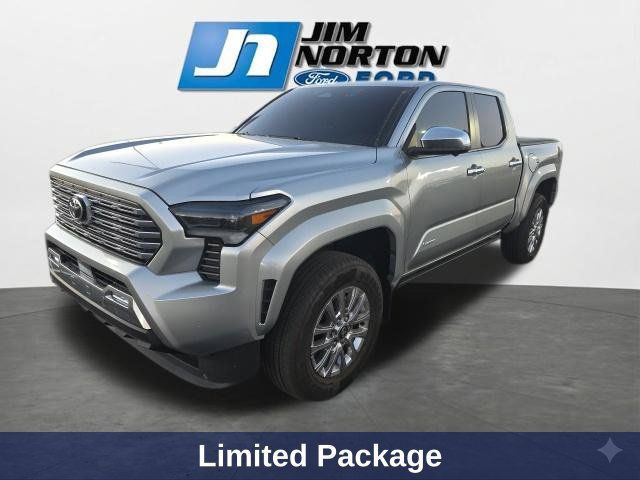 Used 2025 Toyota Tacoma Limited AWD/4WD image 4