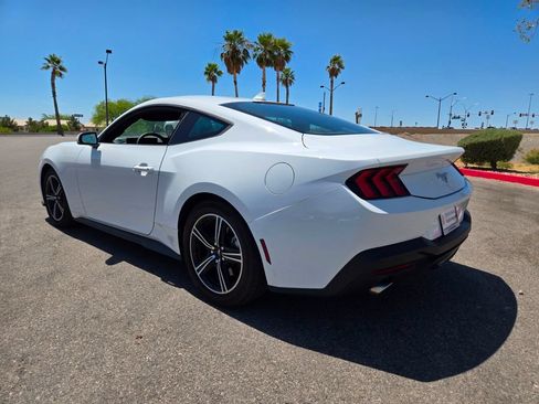 Used 2024 Ford Mustang Coupe RWD image 5