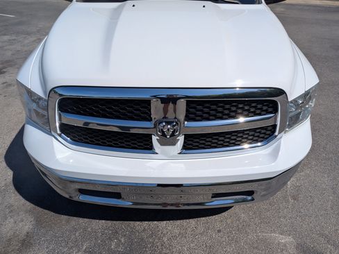 Used 2021 RAM 1500 Classic SLT image 12