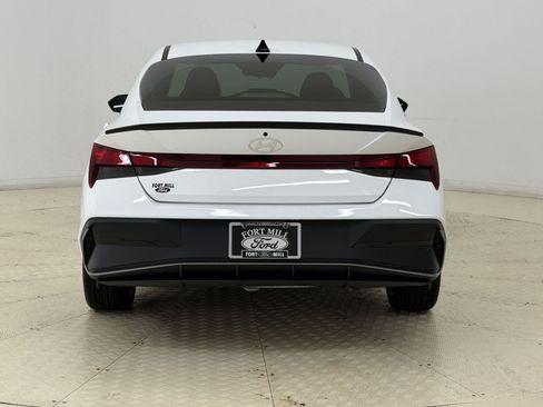 Used 2026 Hyundai Elantra Sport FWD image 10