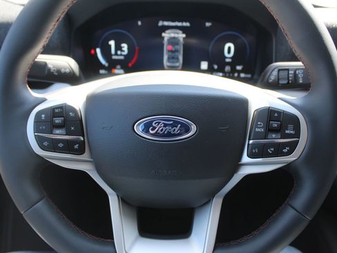 New 2026 Ford Explorer Active AWD/4WD image 25