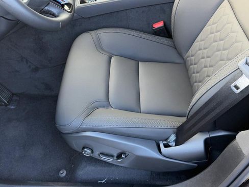 New 2026 Volvo XC90 B6 Plus w/ Protection Package Premier image 11