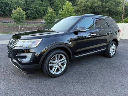Used 2016 Ford Explorer Limited image 2