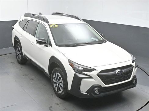 Certified 2025 Subaru Outback Premium w/ Popular Package #1A image 43