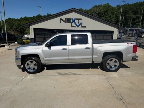 Used 2018 Chevrolet Silverado 1500 LTZ w/ Sport Package AWD/4WD image 6