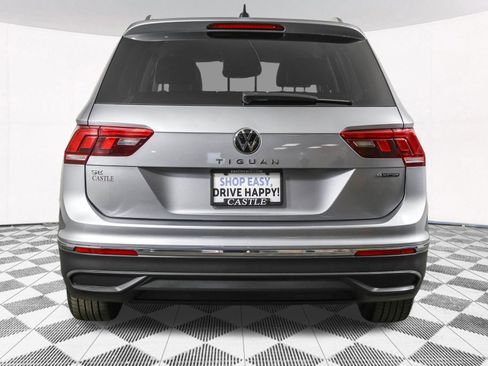 Used 2023 Volkswagen Tiguan SE image 16