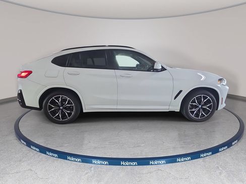 Used 2024 BMW X4 xDrive30i w/ Premium Package AWD/4WD image 4