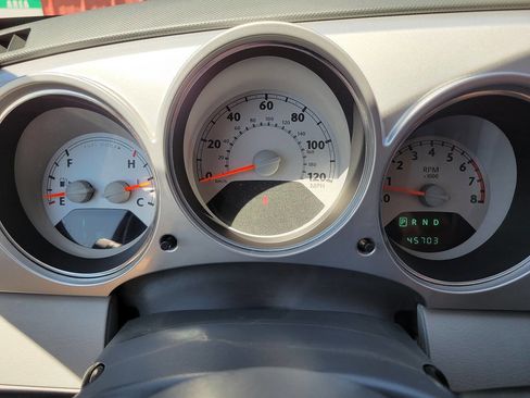 Used 2010 Chrysler PT Cruiser image 28