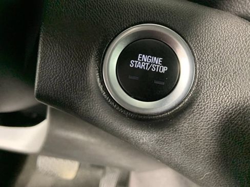 Used 2024 GMC Terrain SLT FWD image 26