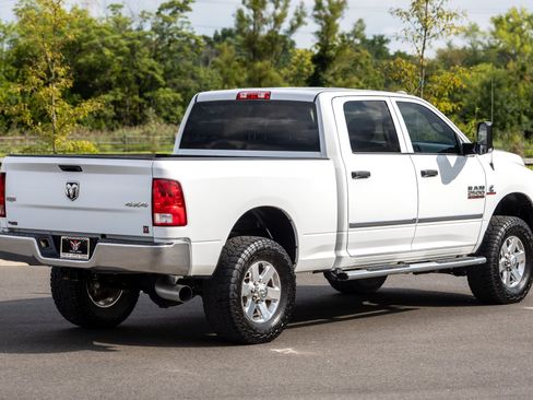 Used 2015 RAM 2500 Tradesman w/ Chrome Appearance Group AWD/4WD image 24