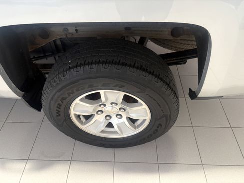 Used 2017 Chevrolet Silverado 1500 LT w/ All Star Edition image 8