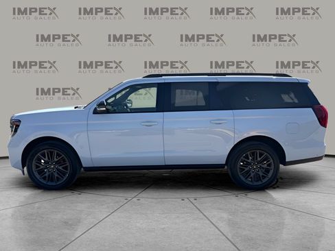 Used 2025 Ford Expedition Max Platinum w/ Stealth Performance Package AWD/4WD image 2