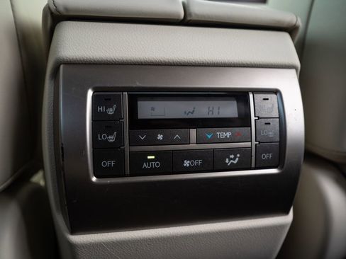 Used 2017 Lexus GX 460 Luxury image 40