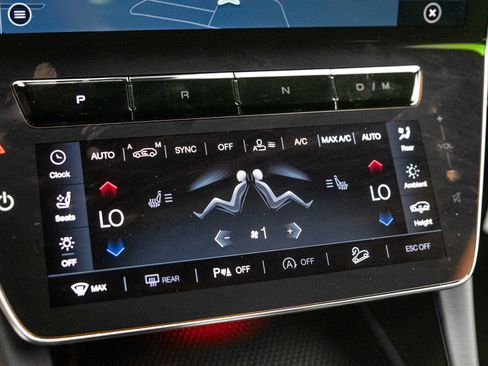 New 2026 Maserati Grecale Modena image 18