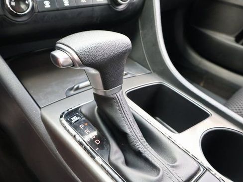 Used 2020 Kia Optima LX image 25