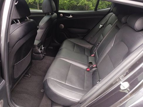 Used 2023 Kia Stinger GT-Line w/ Sun & Sound Package image 13