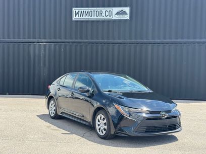 Used 2025 Toyota Corolla LE
